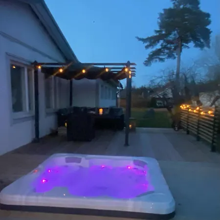 Sikvaegen Апартаменты Мариехамн